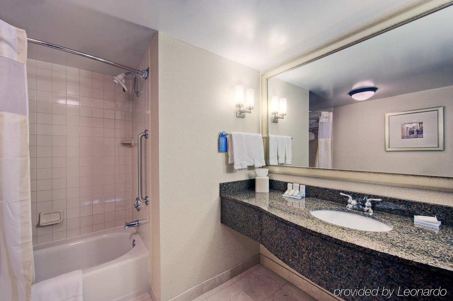 Hilton Garden Inn Denver Tech Center Room photo